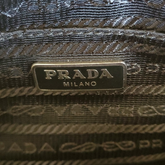 NEW💥PRADA Saffiano Mini Crossbody Bag - Picture 9 of 14